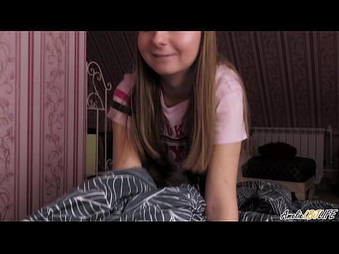 ❤️ Blondie buruja BFF rẹ jinna ati ki o gba pẹlu ni ẹnu rẹ ❤❌  si wa